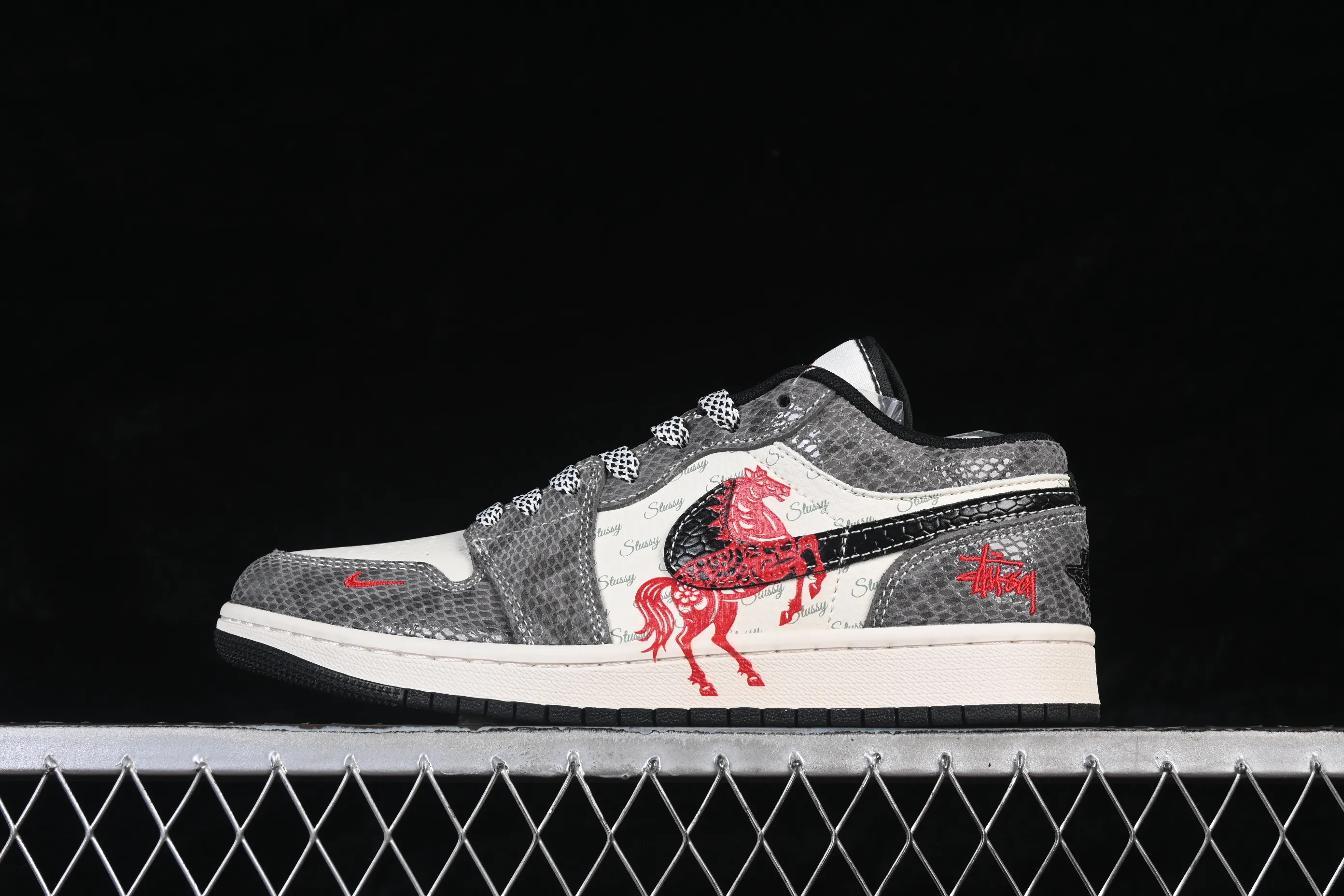 All categories Air Jordan Jordan series basketball shoes Air Jordan 1 Low High-end customized low-top sneakers Air Jordan 1 Low AJ1 Joe 1 Year of the Horse Success will come soon High-end customized low-top retro basketball shoes FC7688-202